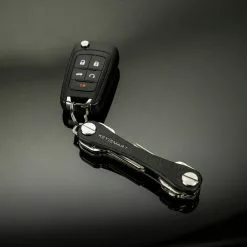 KeySmart Leather Compact Key Holder -Everyday-carry Sales KS019BLKLEA KeySmart Leather in Use x1000