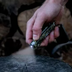 KeySmart Pro Mossy Oak Camo Compact Key Holder With Tile Smart Location -Everyday-carry Sales KS411CMO KeySmart Pro Camo LED Flashlight