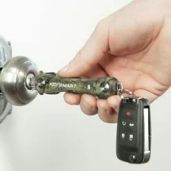 KeySmart Pro Mossy Oak Camo Compact Key Holder With Tile Smart Location -Everyday-carry Sales KS411CMO KeySmart Pro Camo Opening Door