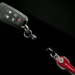 KeySmart MagConnect Magnetic Quick Disconnect 9 KeySmart MagConnect Magnetic Quick Disconnect -Everyday-carry Sales KS814BLK KeySmart MagConnect Black with Keys Separated