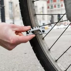 KeySmart AllTul Raptor Keychain Multi-tool -Everyday-carry Sales KS824 SS RPT lifestyle 4