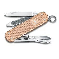 Victorinox Classic SD Alox Swiss Army Knife, 2021 Colors -Everyday-carry Sales SA06221202 Victorinox Classic SD Fresh Peach
